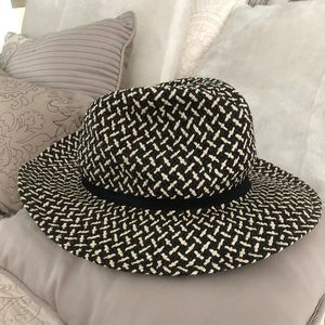 Loft Black Cream Straw Hat. M/L - image 1